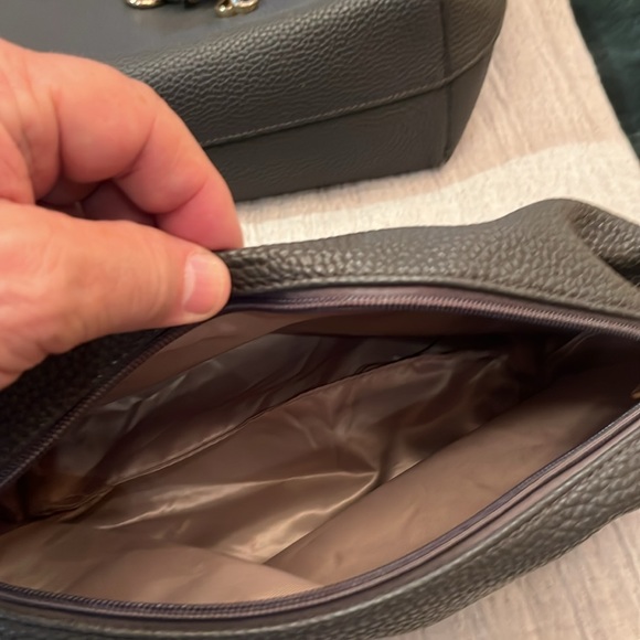 Brand new italian leather pocketbook. - Picture 7 of 9